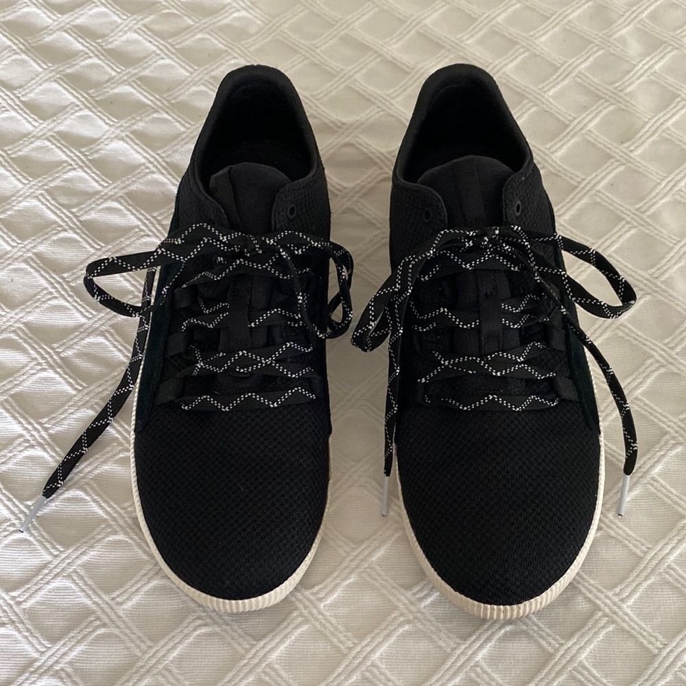 Sorel out and about sneakers